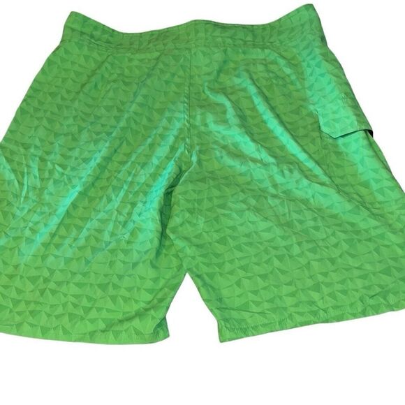 LN Under Armour Heat Gear Loose Swim Board Shorts GREEN SIZE 36 - Picture 3 of 5